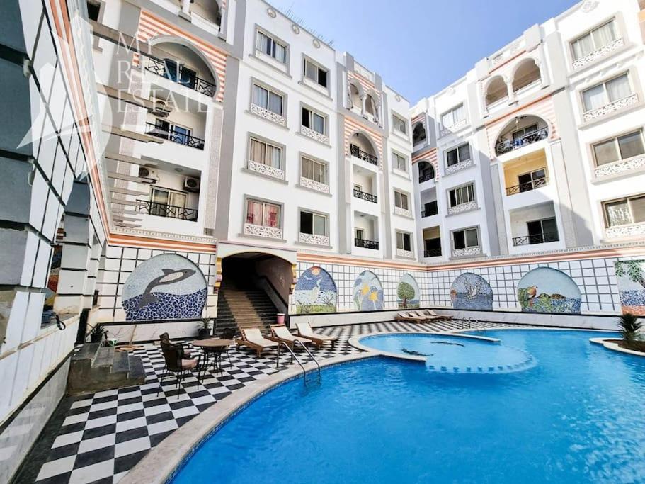 Apartment In Sheraton Plaza 203