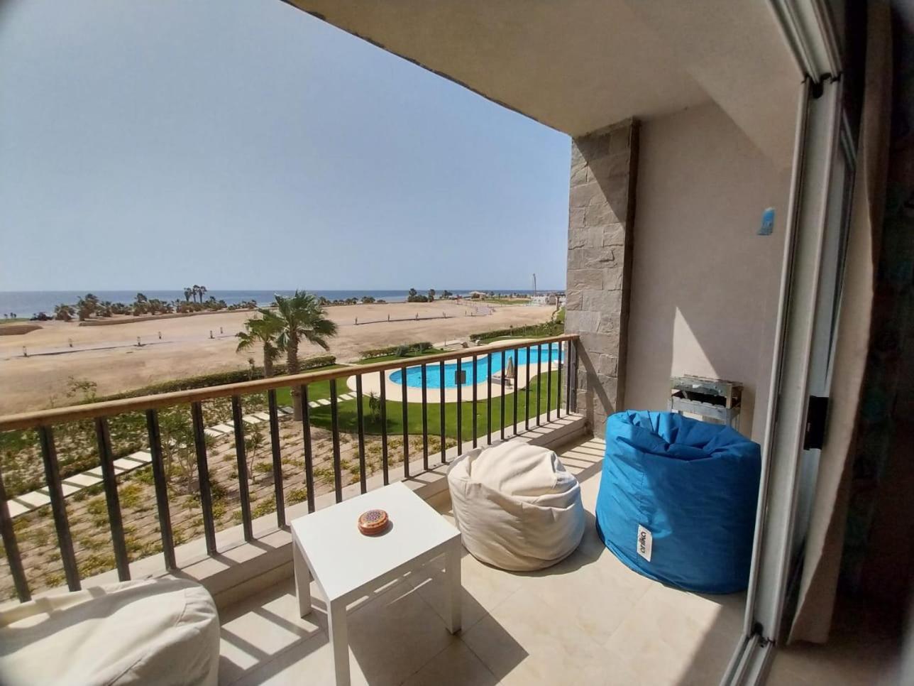 Seafront Amazing View Apartment Hurghada