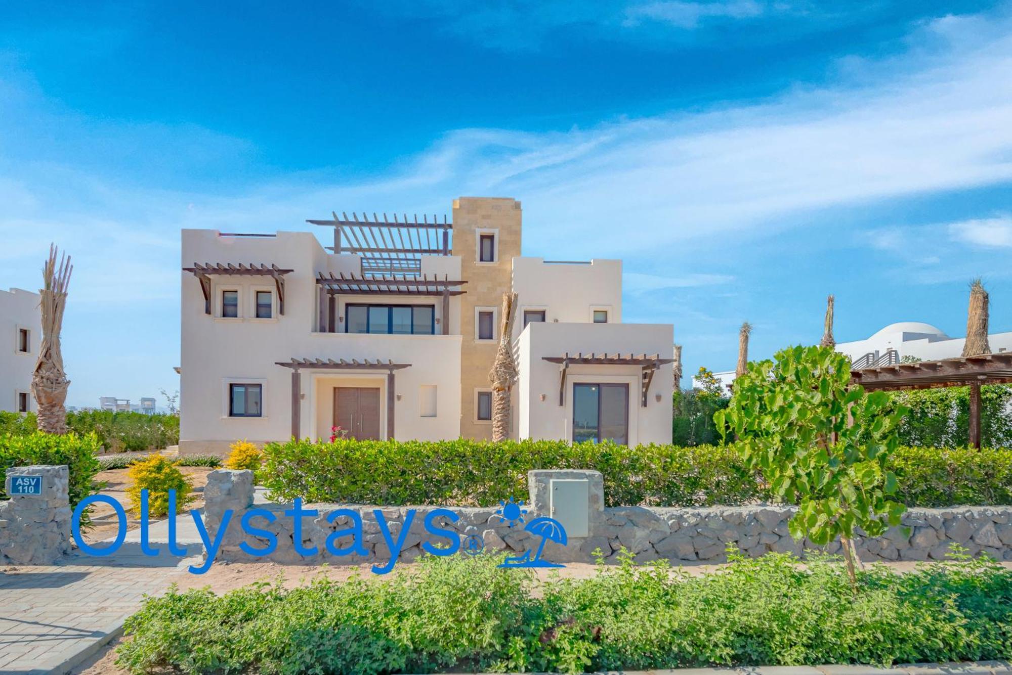 Ollystays Ancient Sands 4 Bedroom Heated Pool