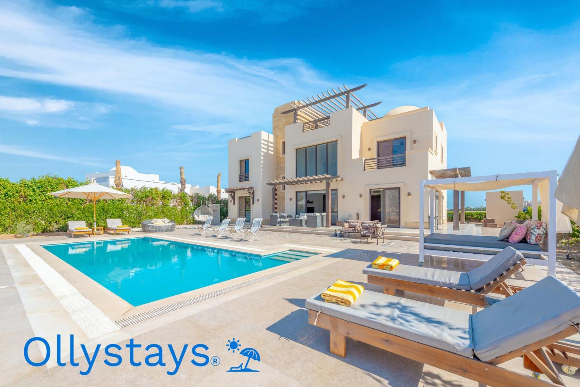 Ollystays Ancient Sands 4 Bedroom Heated Pool Villa *
