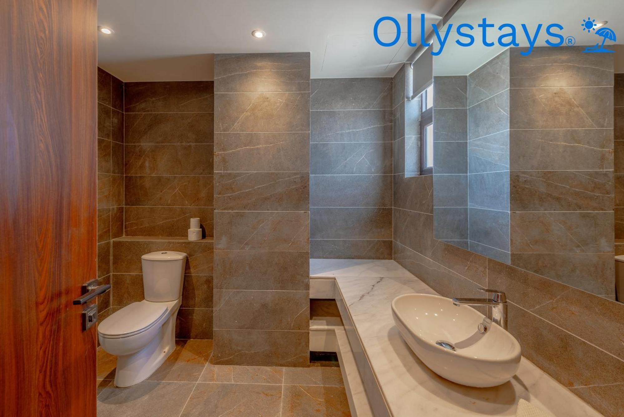 Ollystays Ancient Sands 4 Bedroom Heated Pool Villa *