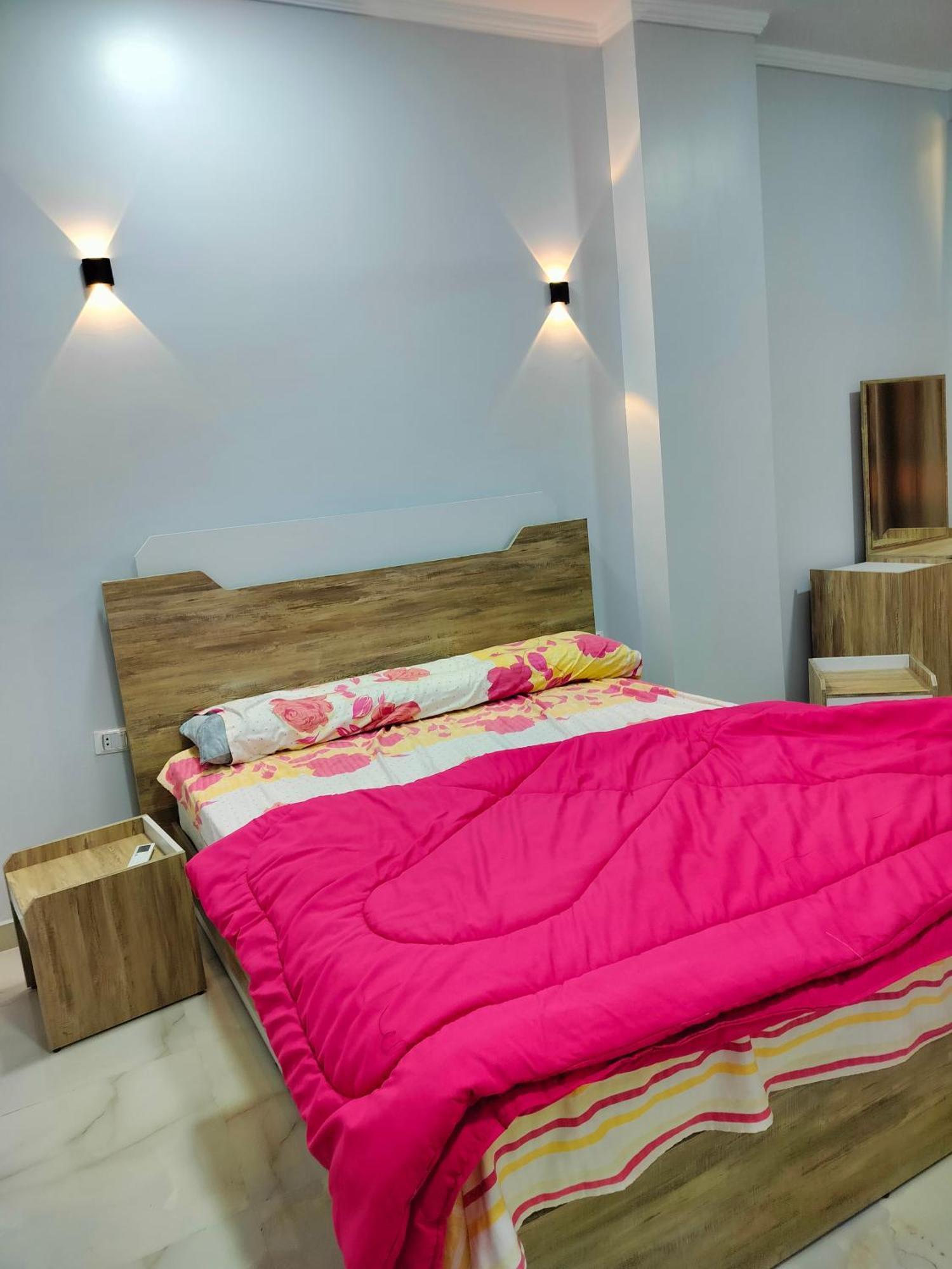 Holly Apartment *