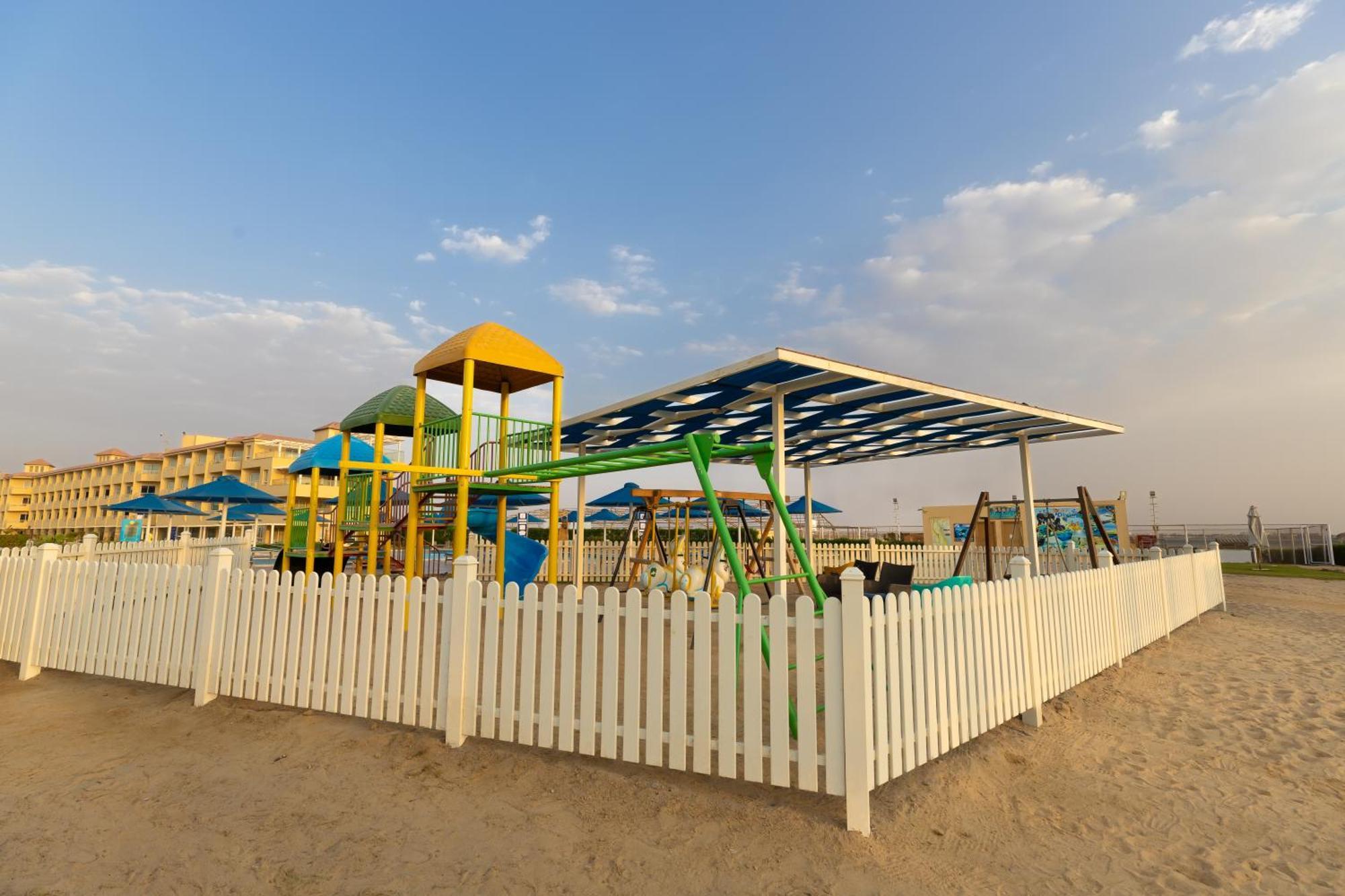 Amwaj Club Abu Soma