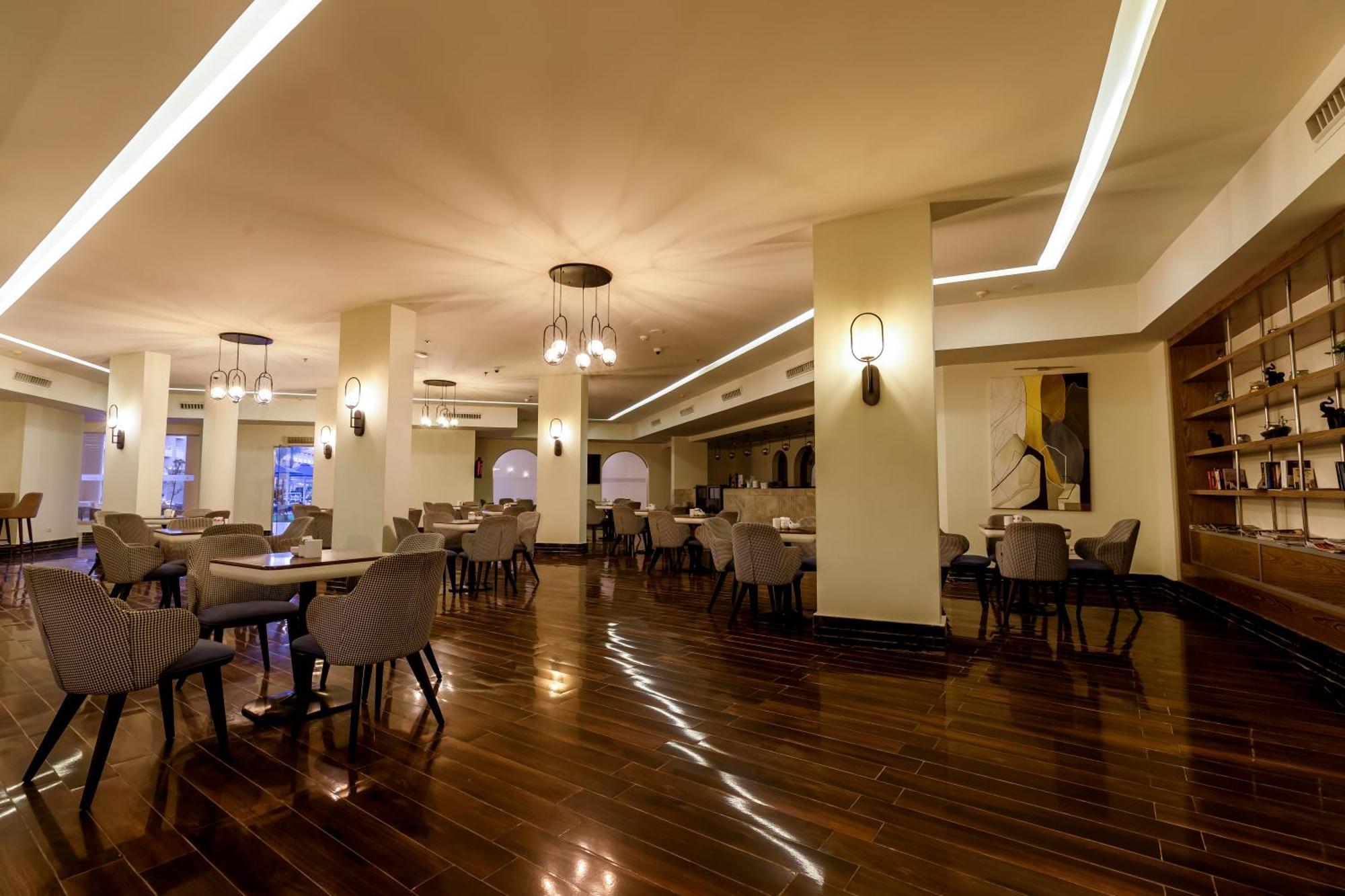 Resort Amwaj Club Abu Soma 4*