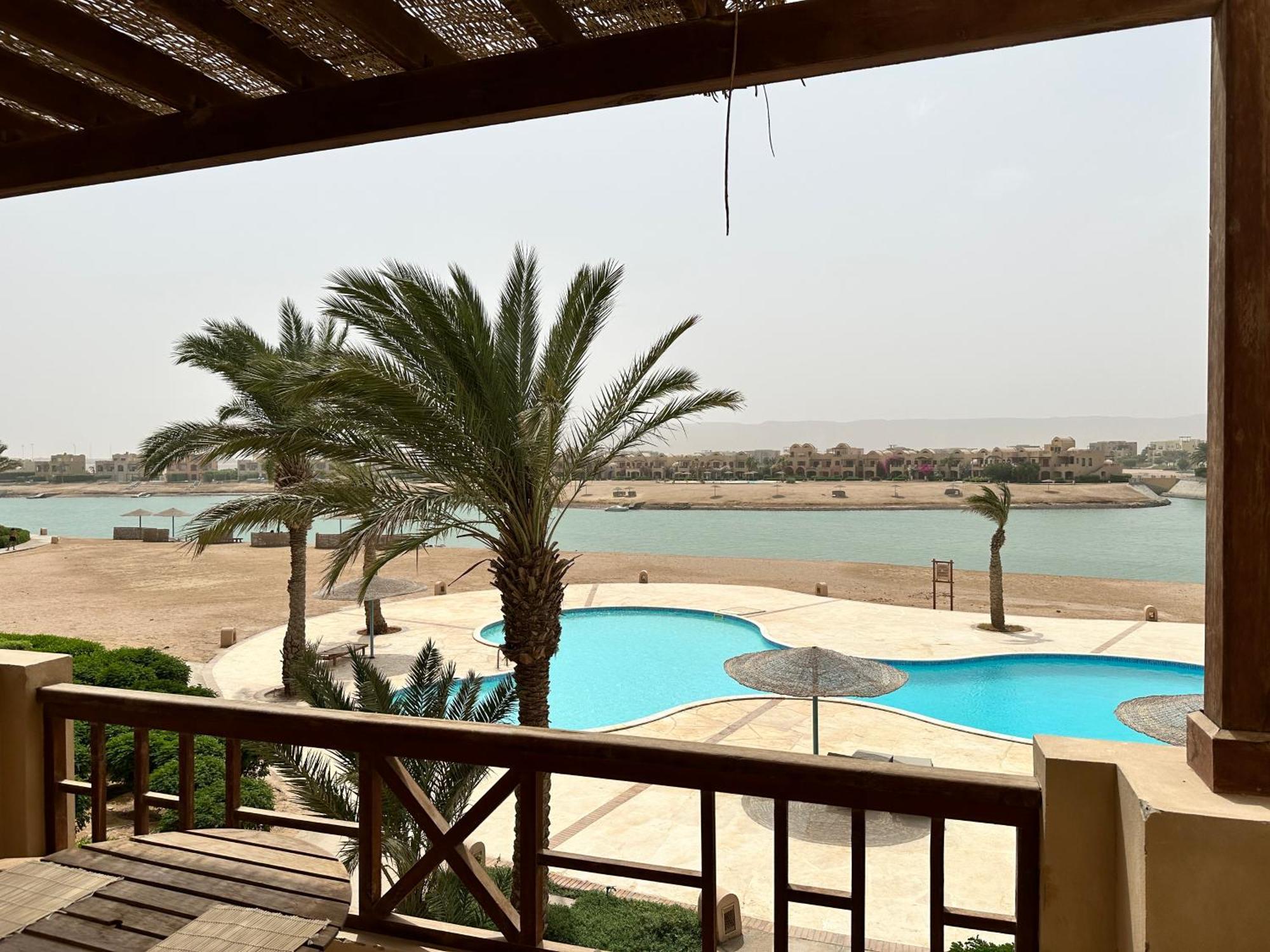 Sabina 1br Lagoon View With Shared Pool By Bfg Beit Fel Gouna Appartement *