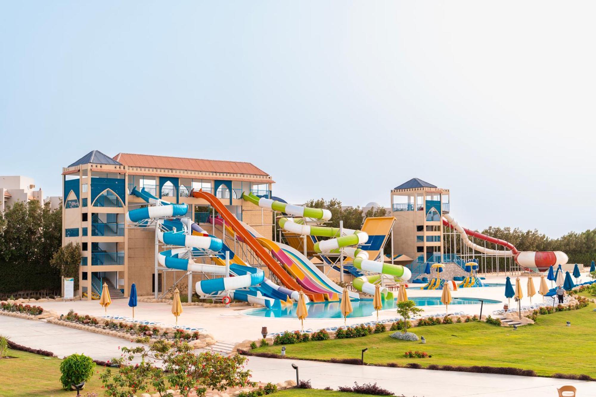 Gravity Hotel & Aqua Park Hurghada Families And Couples Only