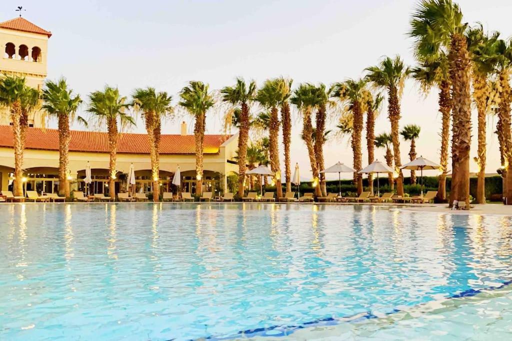 Stunning Pool View 1bed Private Access, Veranda Sahl Hasheesh *
