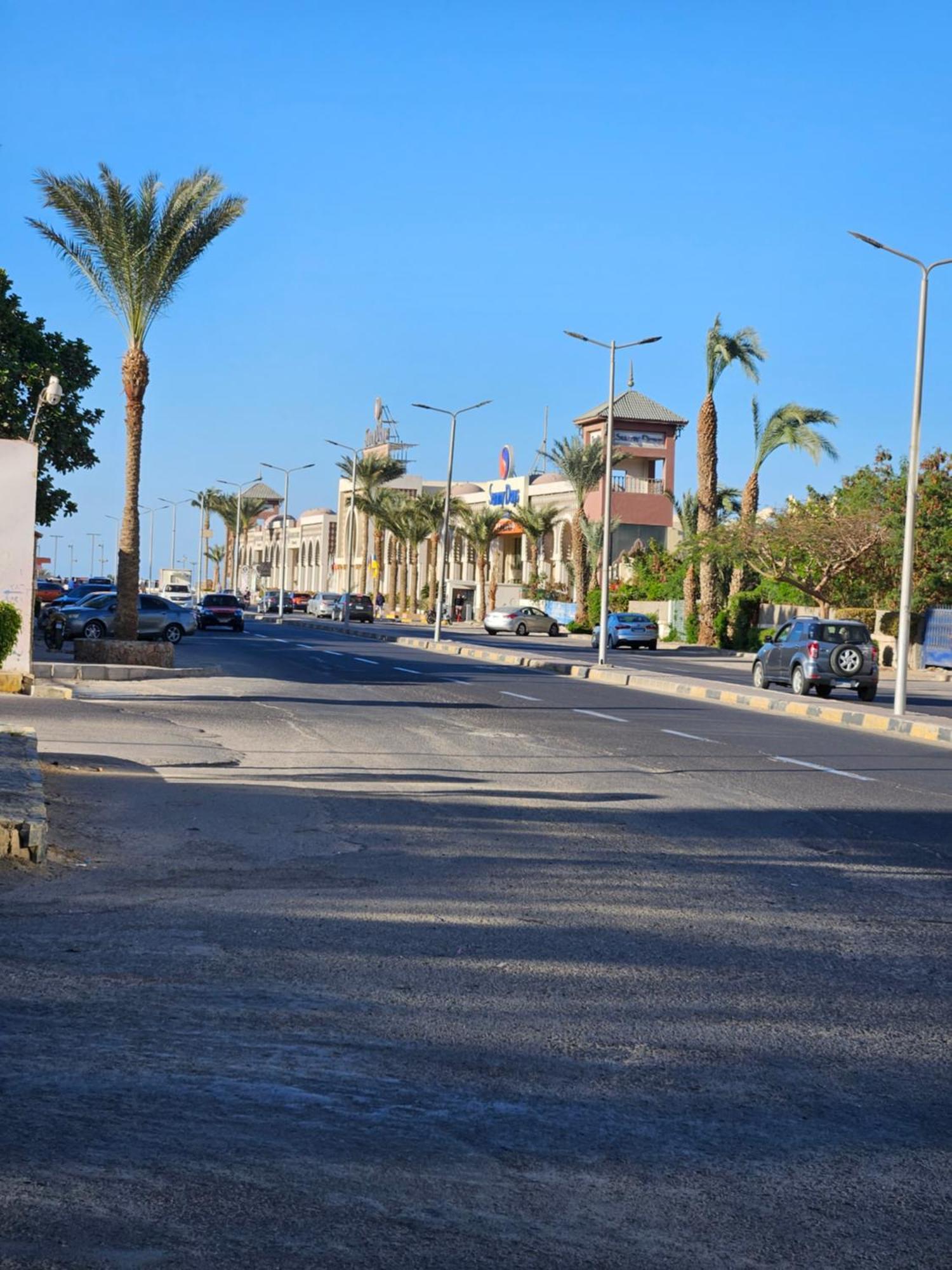 Pool View With Wi-fi, Smart Tv, 3 Pools & Access Apartment Hurghada