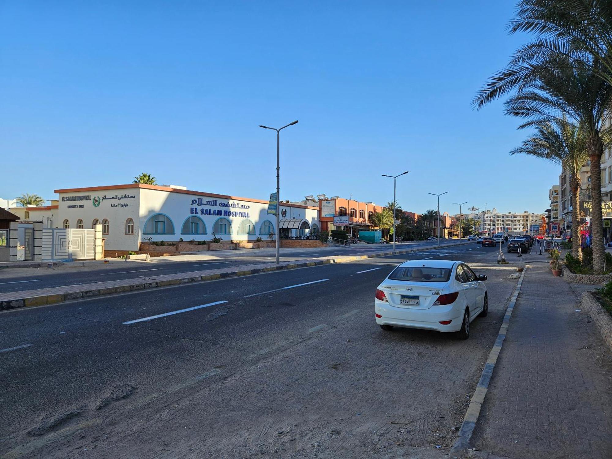 Pool View With Wi-fi, Smart Tv, 3 Pools & Access Apartment Hurghada