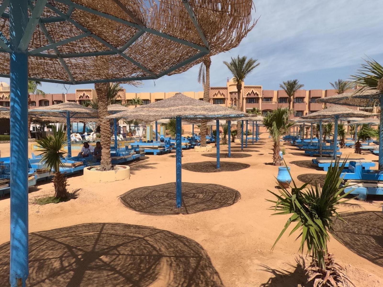 Apartment Pool View With Wi-fi, Smart Tv, 3 Pools & Access