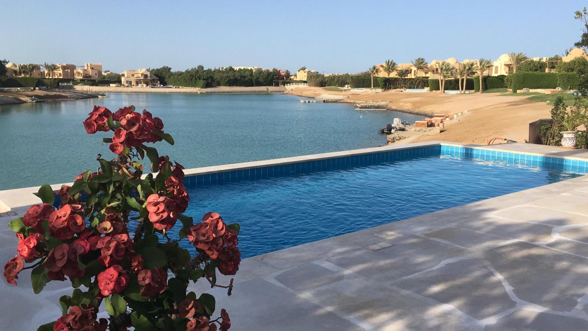 Charming Lagoon With Pool Egyptian Style -sabina 117 *