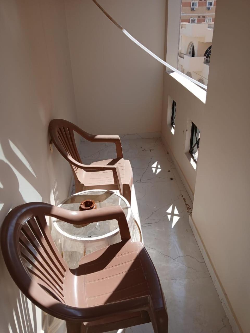 Hossam 2 Apartment *