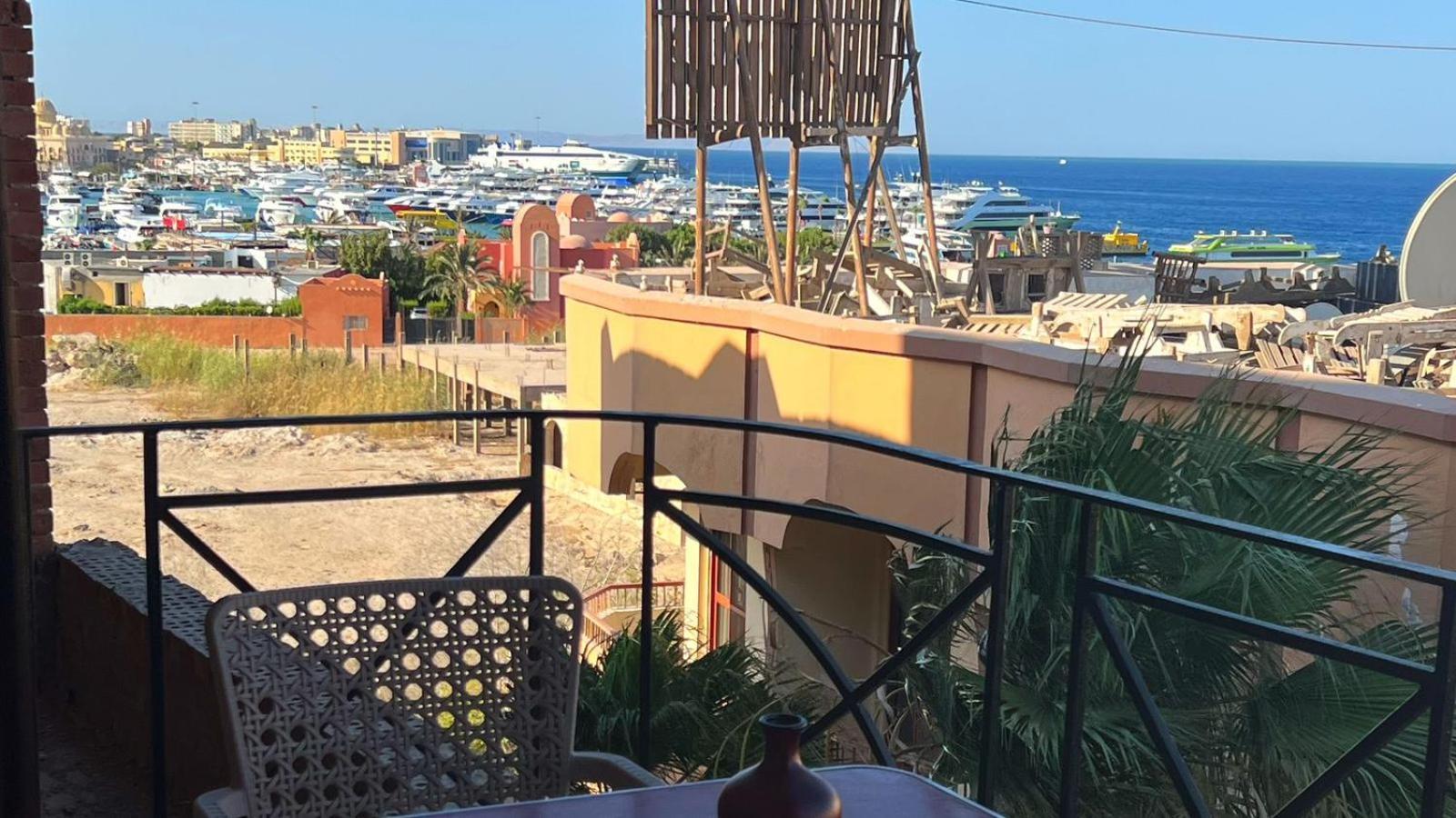 One Bedroom With Sea View In The Centre