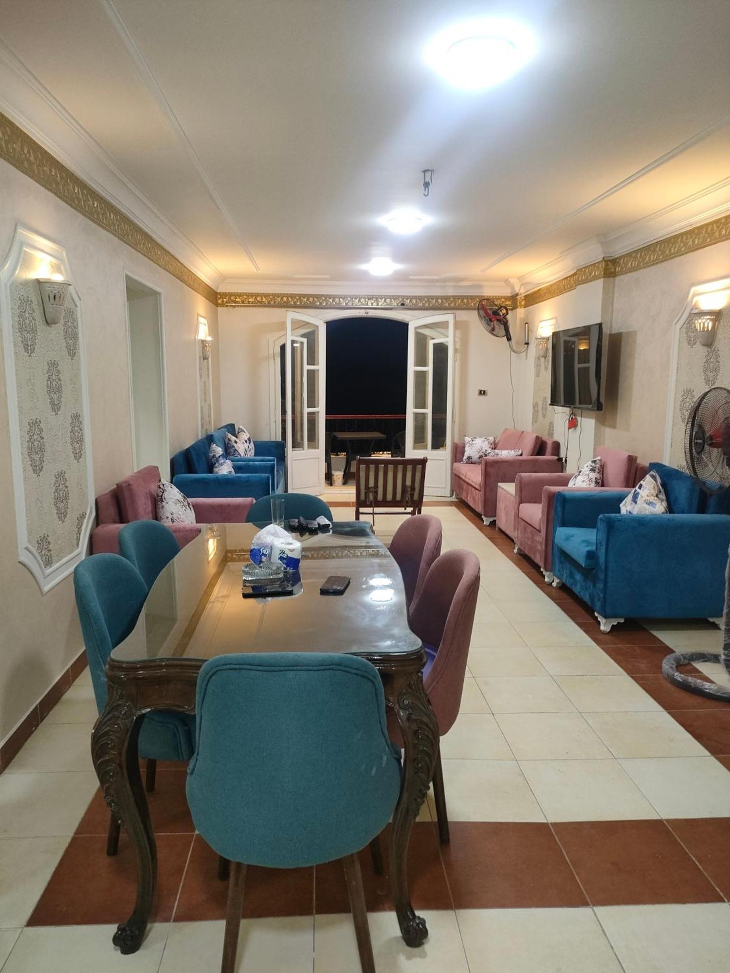 شقه فندقيه علي البحر Apartamento
