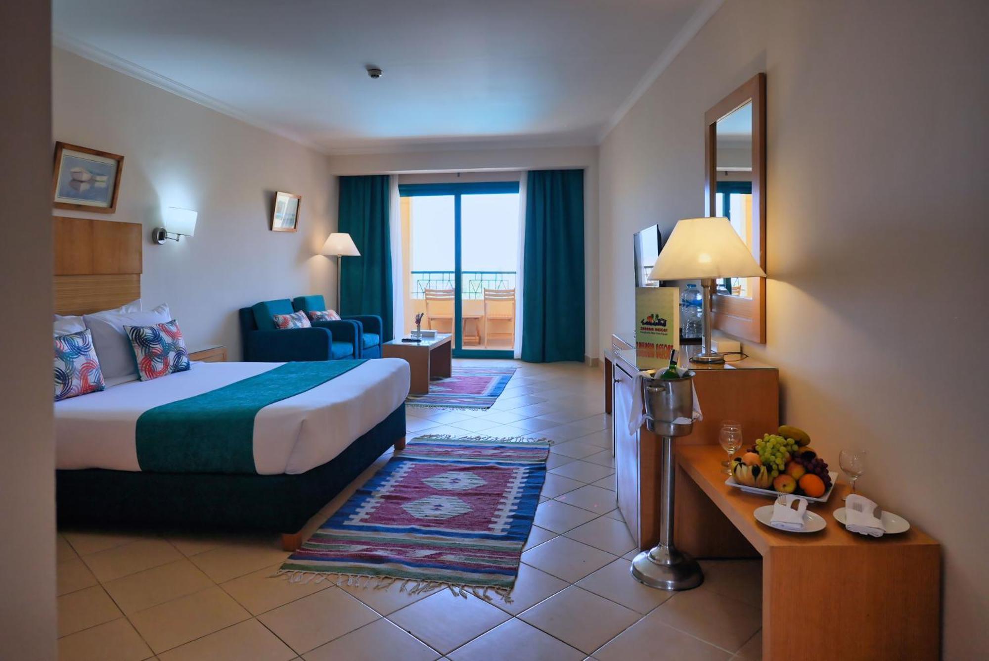 Resort Eagles Downtown Zahabia & Aqua Park 3*
