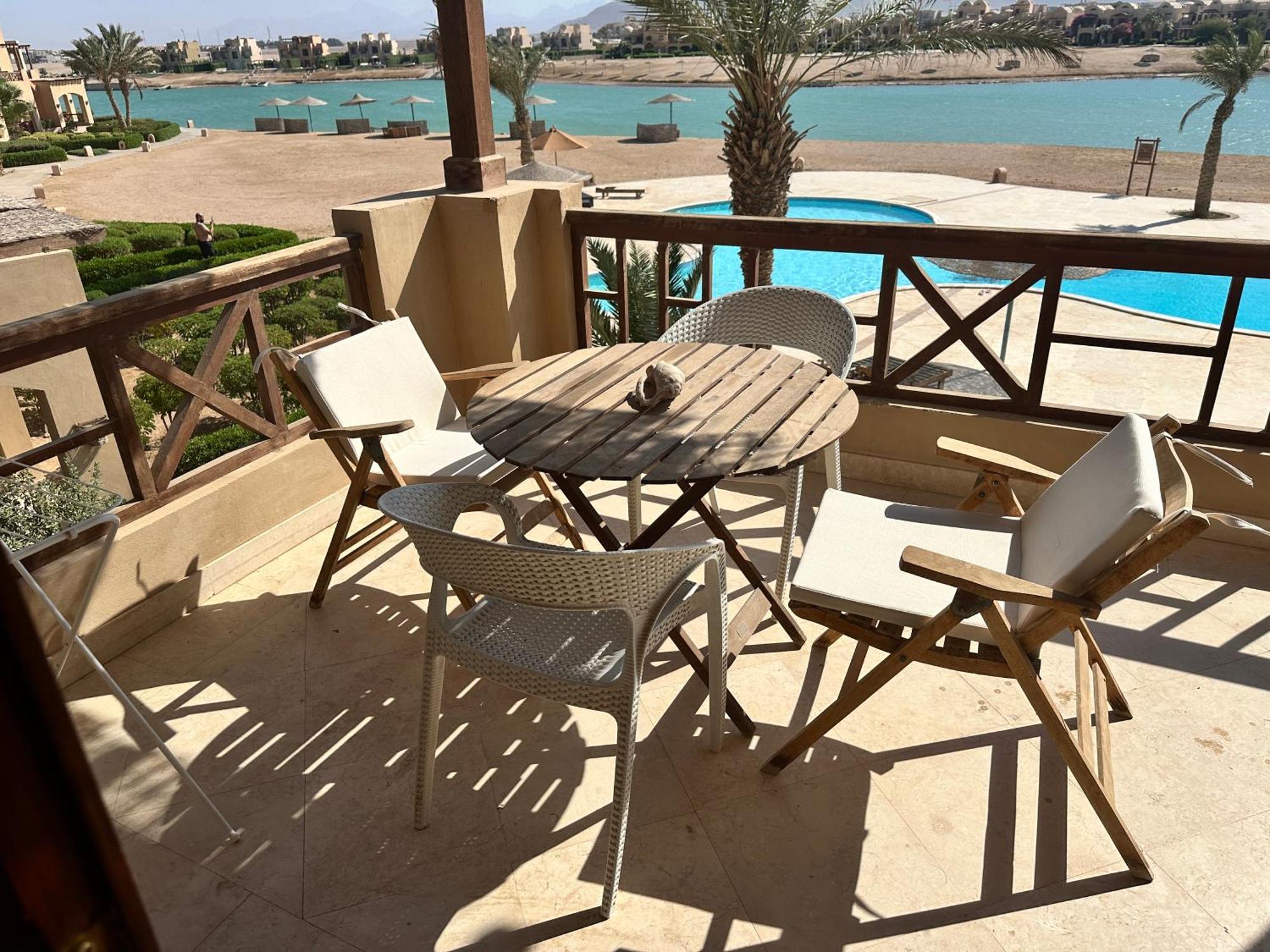 Sabina 1br Lagoon View With Shared Pool By Bfg Beit Fel Gouna *