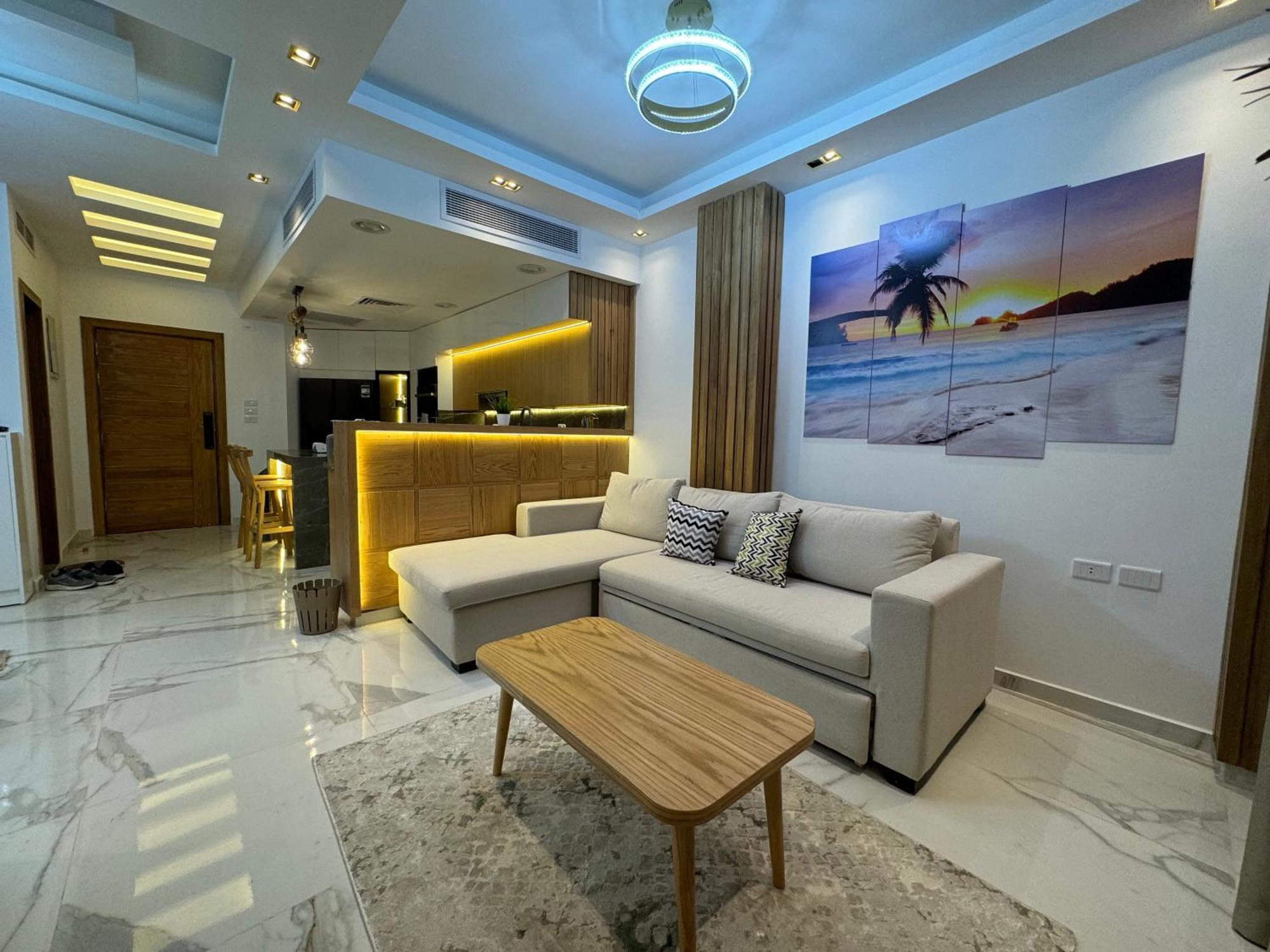 Luxury Smart Home- Duplex Aparthotel