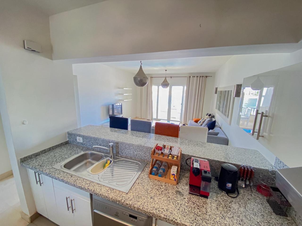 Nayah Stays, Joubal Lagoons Flowery Apartment Hurghada