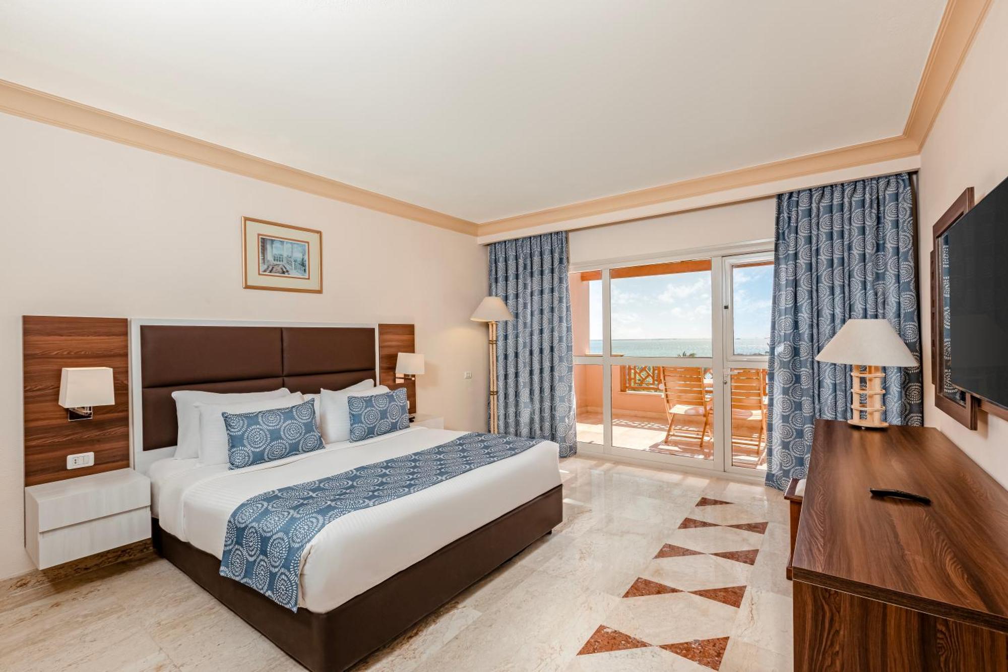 Continental Resort 5*