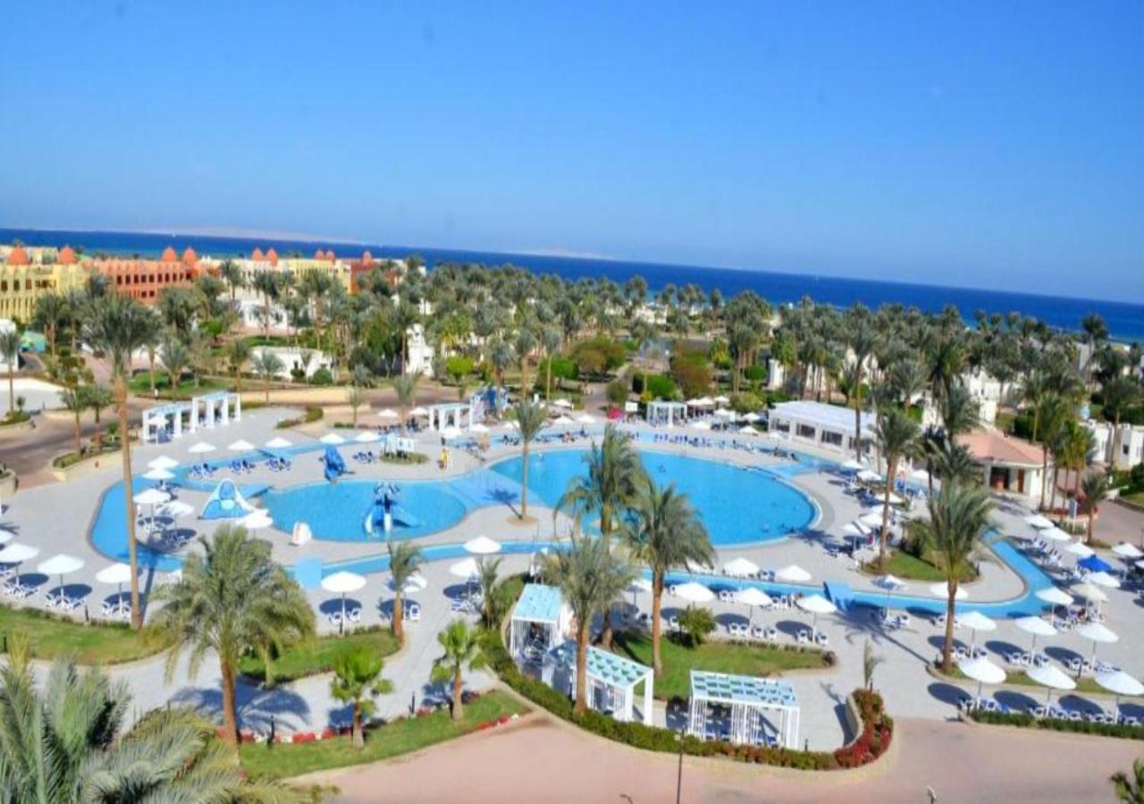 Pharaoh Azur Hurghada