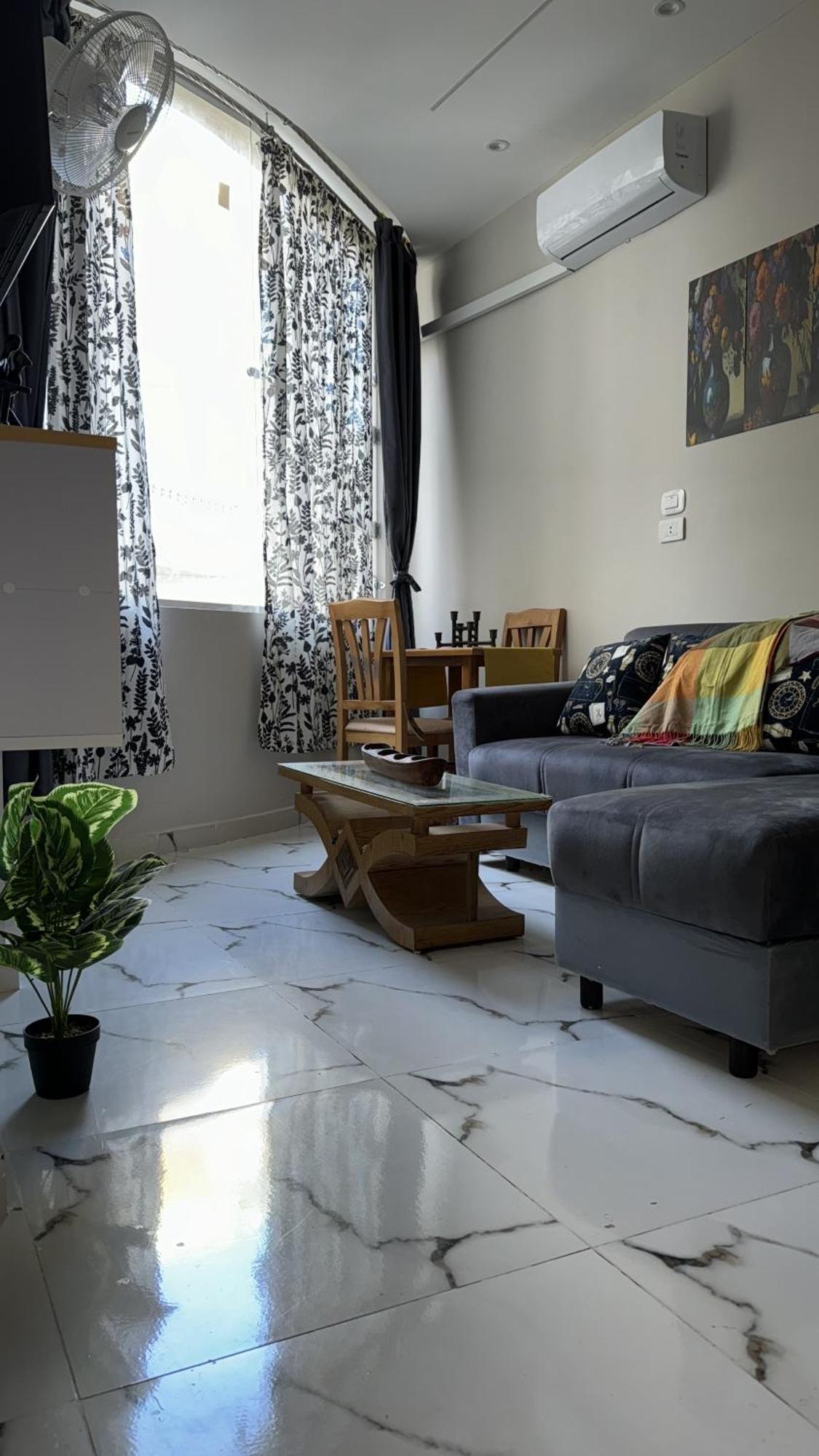 Sea Light Apartment *