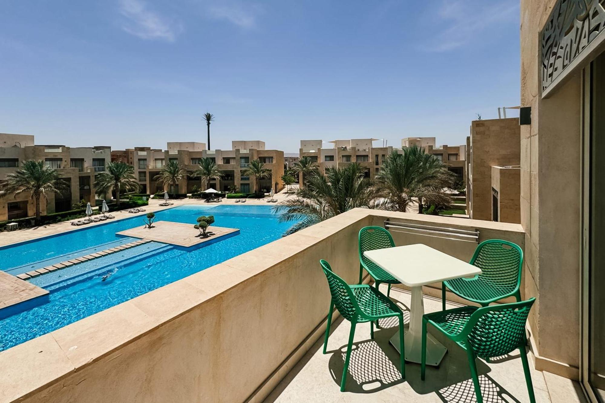 Stellar 1bdr Mangroovy Free Pool & Access Apartment *