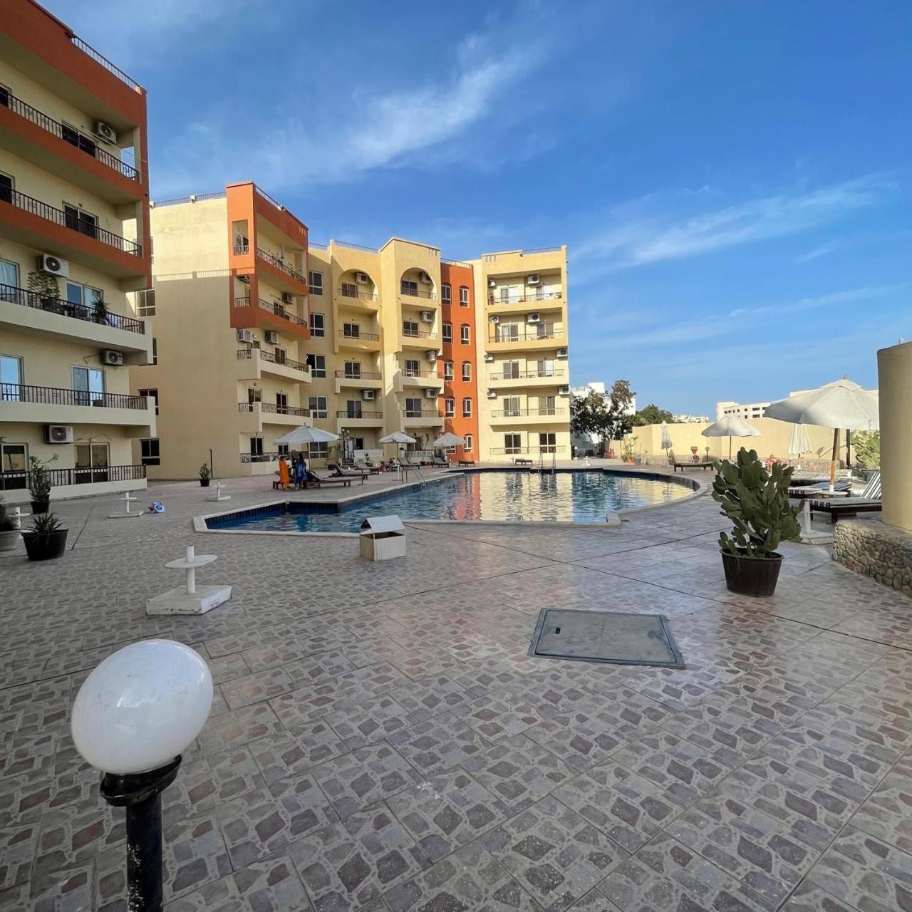 1 1 In Centre Apartment