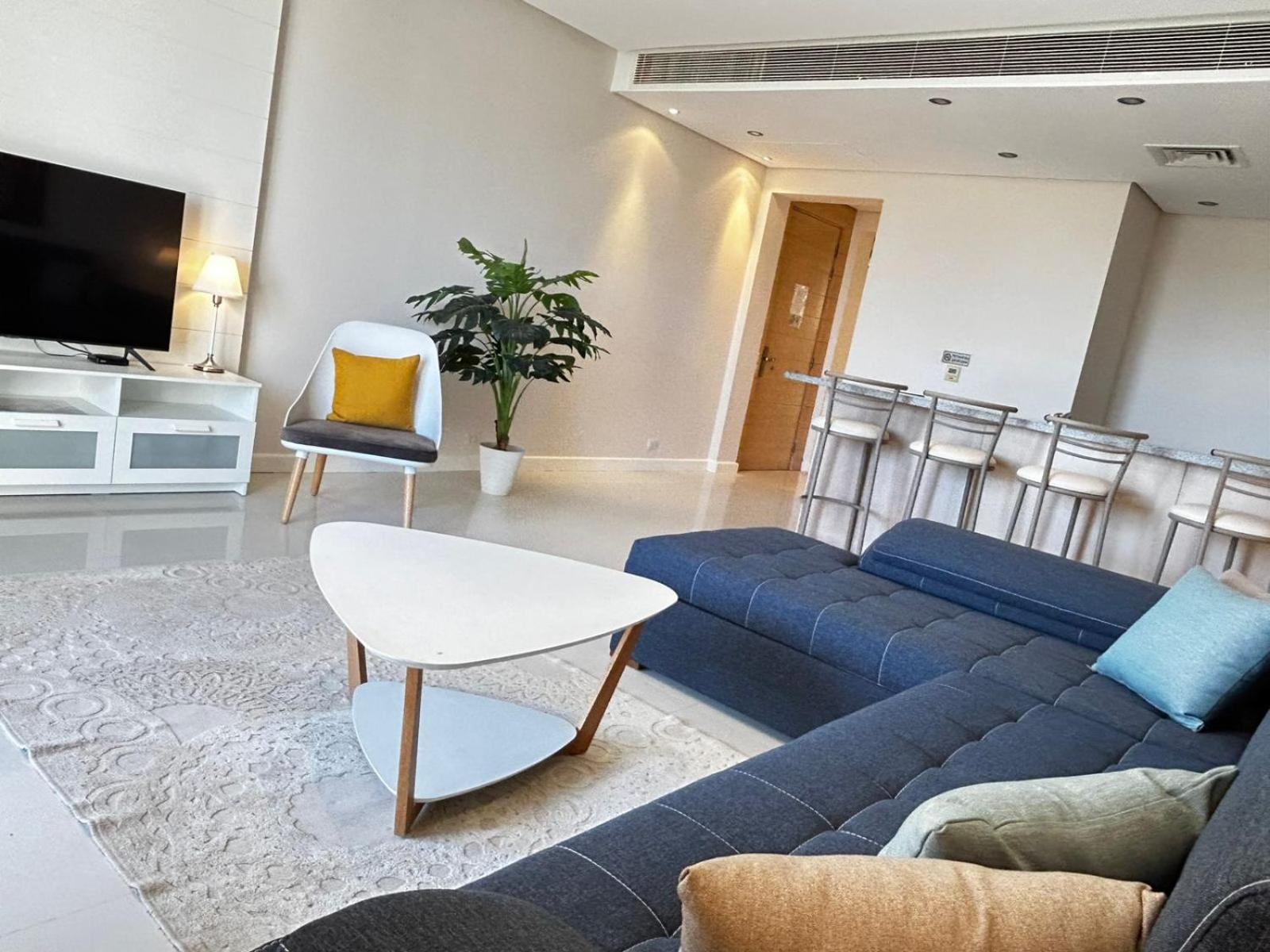 Apartment Luxury Ancient Stands One Bedroom *