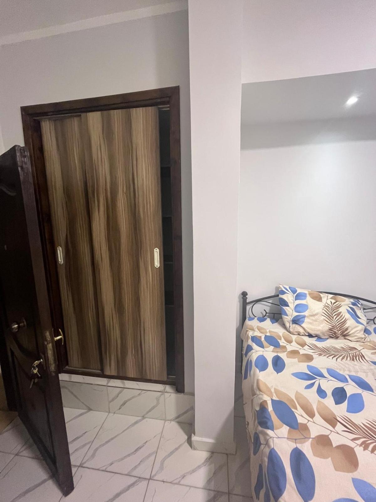 Cozy On Sheraton Road Near Metro Market Hurghada