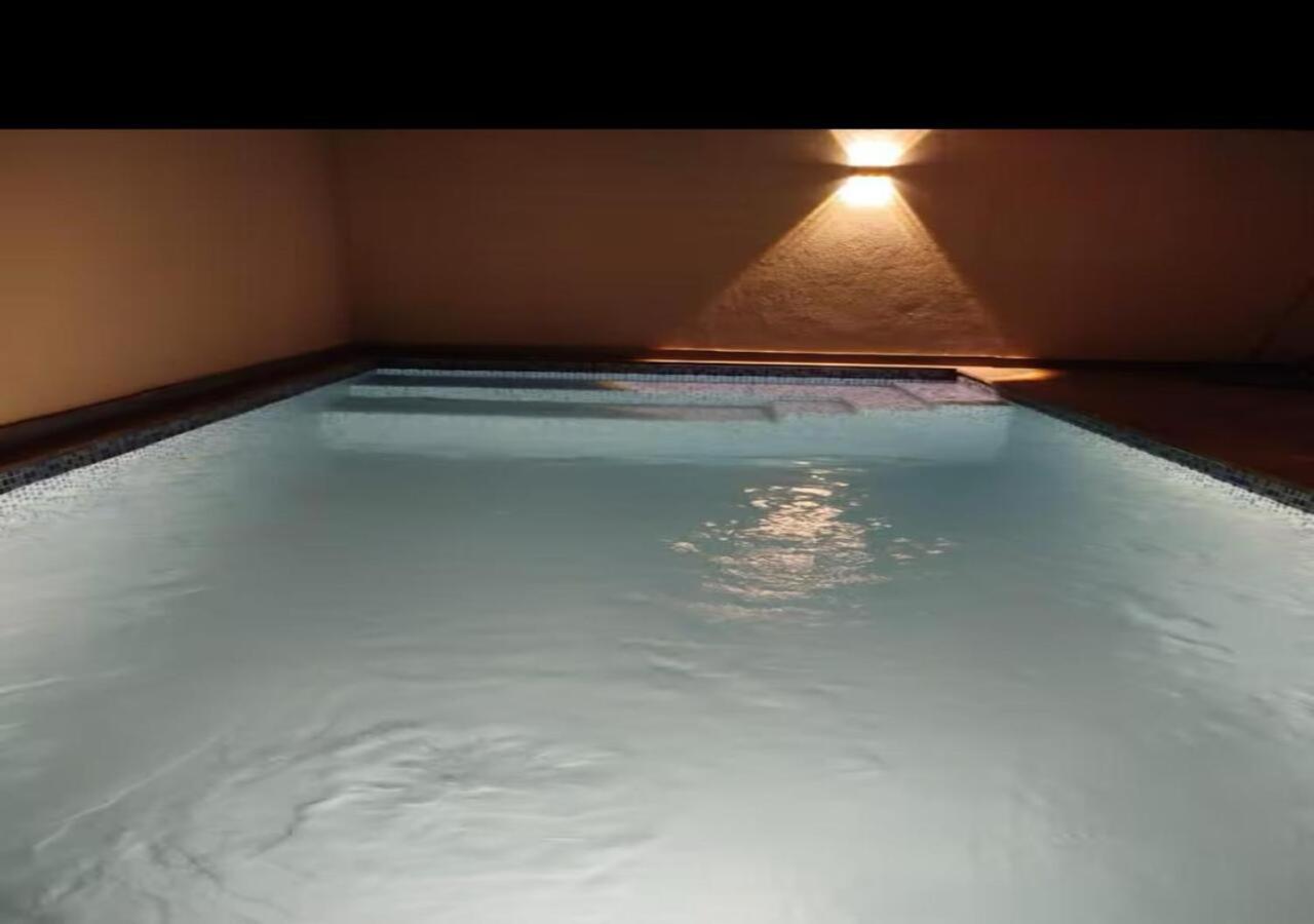 3 Bedrooms Bali Br C1-d With Private Pool At Bali Apartment *