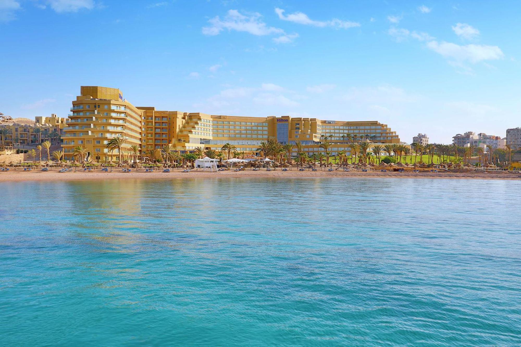 Hilton Plaza Resort