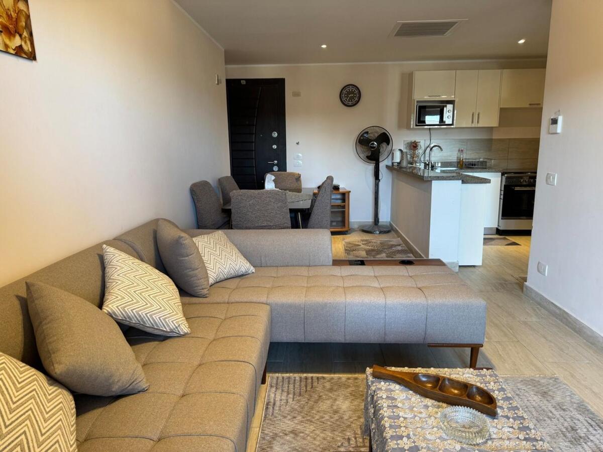 Sun & Fun Aldau Heights One Bedroom In Apartment *