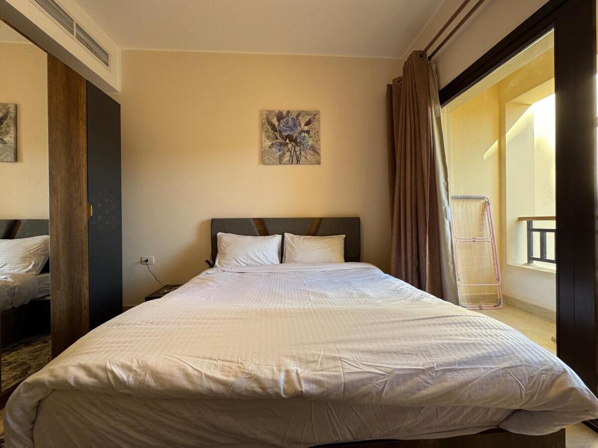 Sun & Fun Aldau Heights One Bedroom In