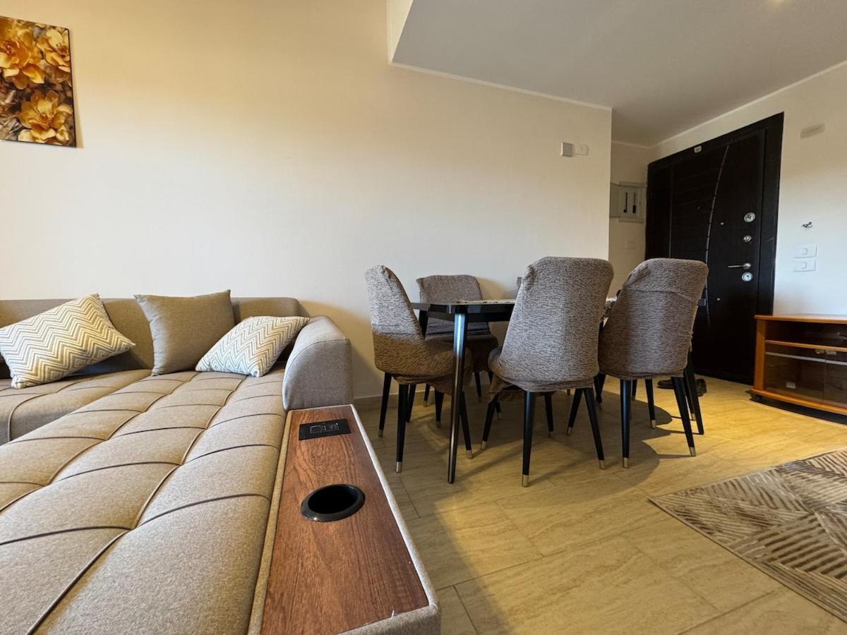Sun & Fun Aldau Heights One Bedroom In Apartment