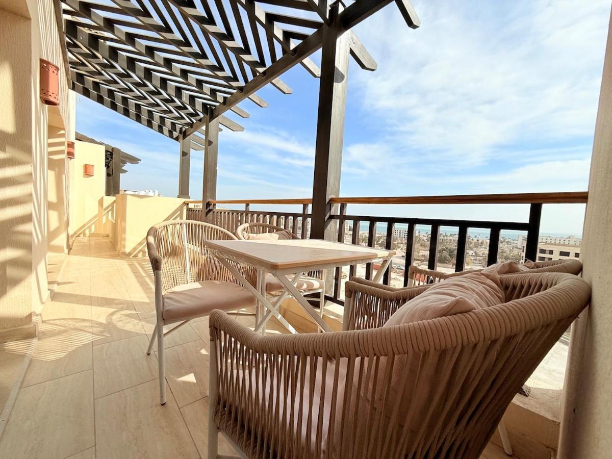 Luxury 2rooms With Triple Sea View Apartment