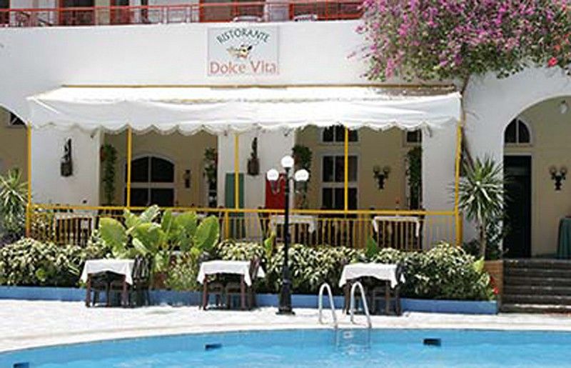 Empire Aqua Park Resort 3*