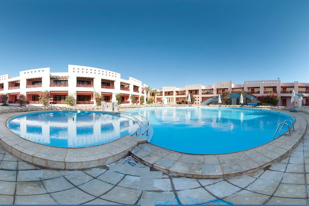 Blend Club Aqua Hotel