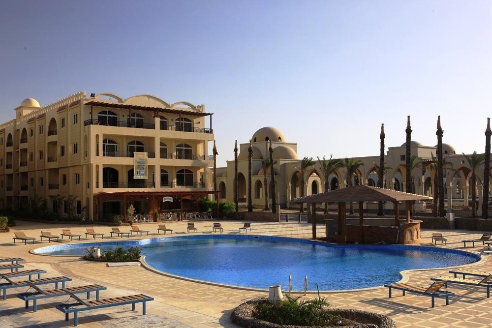 At Palm Piazza Hurghada