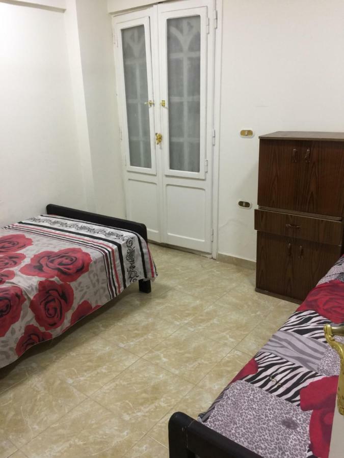 At Sheraton Road Apartment *