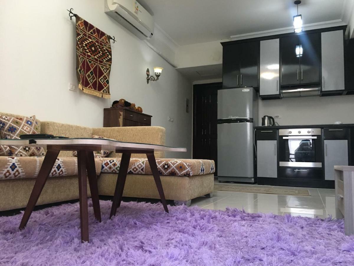 Apartment Sea View One Bedroom In - H105 *