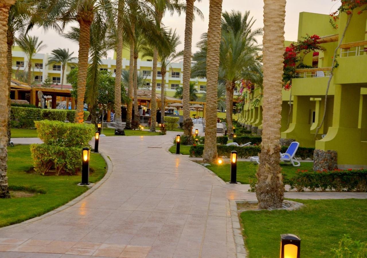 Palm - Families&couples Only 4*