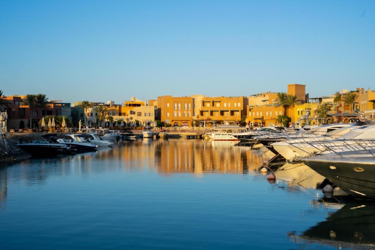 Captain's Hurghada