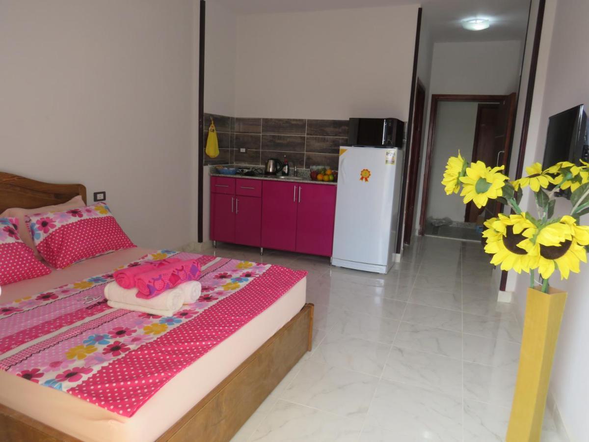 Apartment Bella Rosa Near The Sea Redsealine