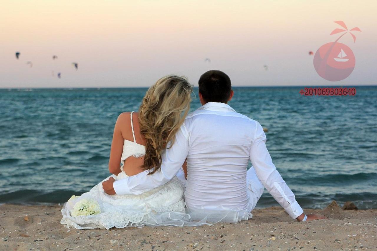 Bella Donna Near The Sea Redsealine. * Hurghada