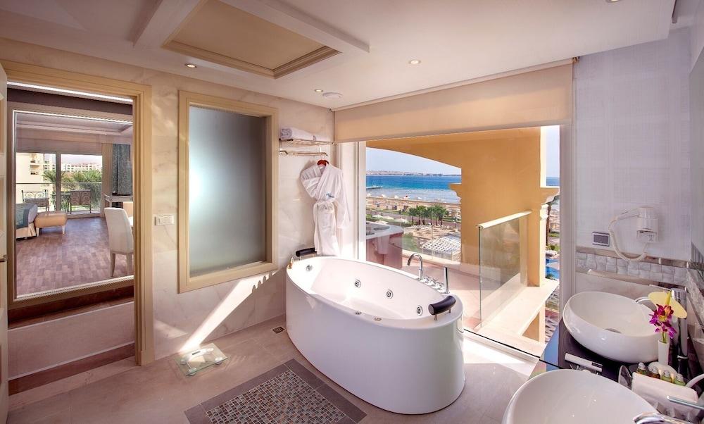 Premier Le Reve & (adults Only)