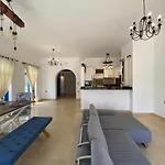 Amaros Villa With Private Pool In Sahl Hasheesh
