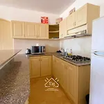 Taj Home, Amazing Pool And Lagoon View 2Bedrooms Apartment