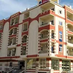 Tiba Star Studio Apartment