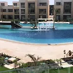 Jutta Deluxe 2,5-Bedroom-Apartment Mangroovy-M10 El Gouna