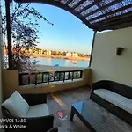 West Golf 3 Bedrooms Townhome El Gouna